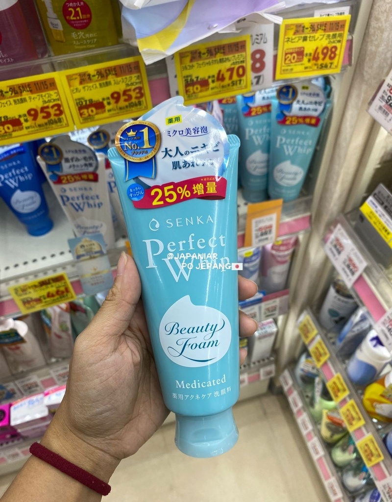 Senka perfect whip acne care (biru muda)
