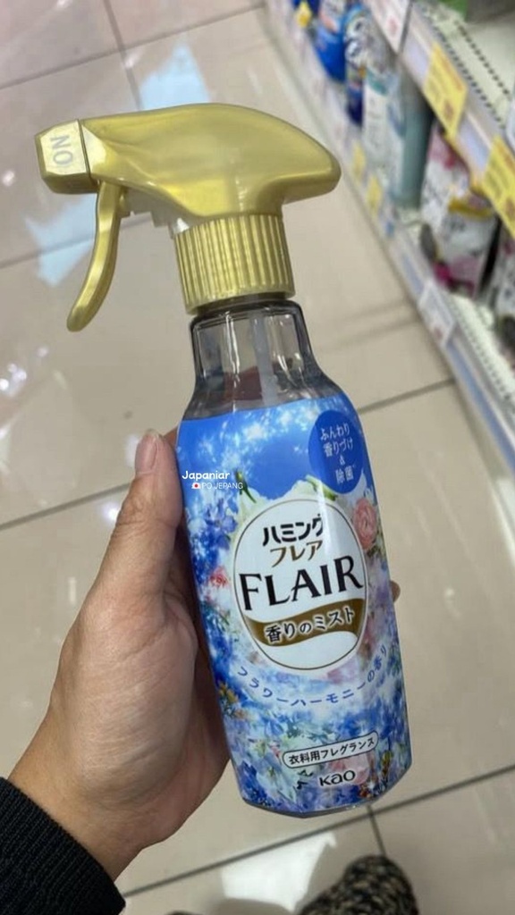 Kao Humming Flair Fragrance Mist 270ml  Spray Pewangi & Anti Kusut Pakaian